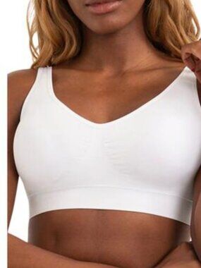 Shapermint Essentials Women's Everyday Throw-on Wireless Bra, White 3XL 6952